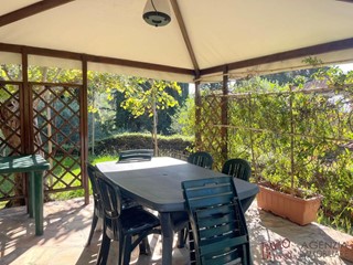 Villa in Vendita a Massarosa, 490'000&euro;, 200 m²