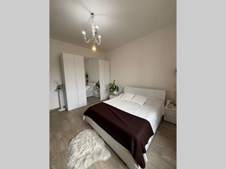 Appartamento in Affitto a Pisa, 440€, 110 m², arredato, con Box