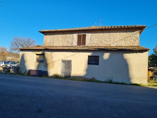 Casa Semi Indipendente in Vendita a Poggibonsi, 350'000€, 180 m²