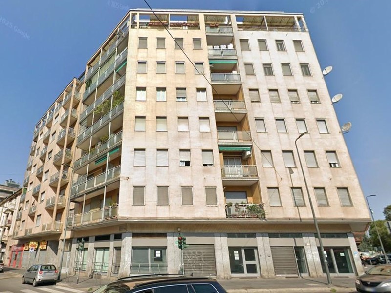 Magazzino in Vendita a Milano, 21'750&euro;, 39 m²