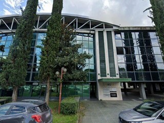 Negozio in Vendita a Poggibonsi, 237'000€, 200 m²