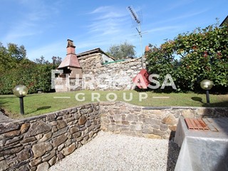 Villa in Vendita a Capannori, zona Pieve di Compito, 175'000&euro;, 65 m², arredato