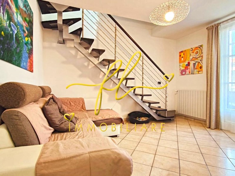 Quadrilocale in Vendita a Rosignano Marittimo, zona Rosignano Solvay, 199'000€, 93 m²