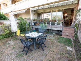 Casa Semi Indipendente in Vendita a Luni, zona Dogana, 255'000€, 158 m²