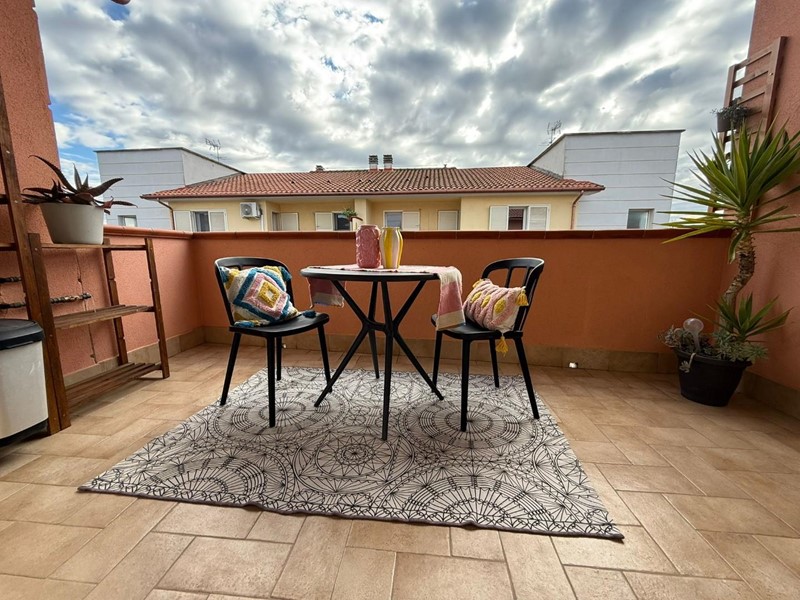 Trilocale in Vendita a Calcinaia, zona Fornacette, 166'000&euro;, 80 m²