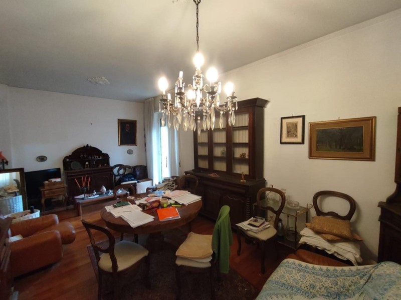 Appartamento in Vendita a La Spezia, zona Migliarina, 240'000€, 108 m², arredato