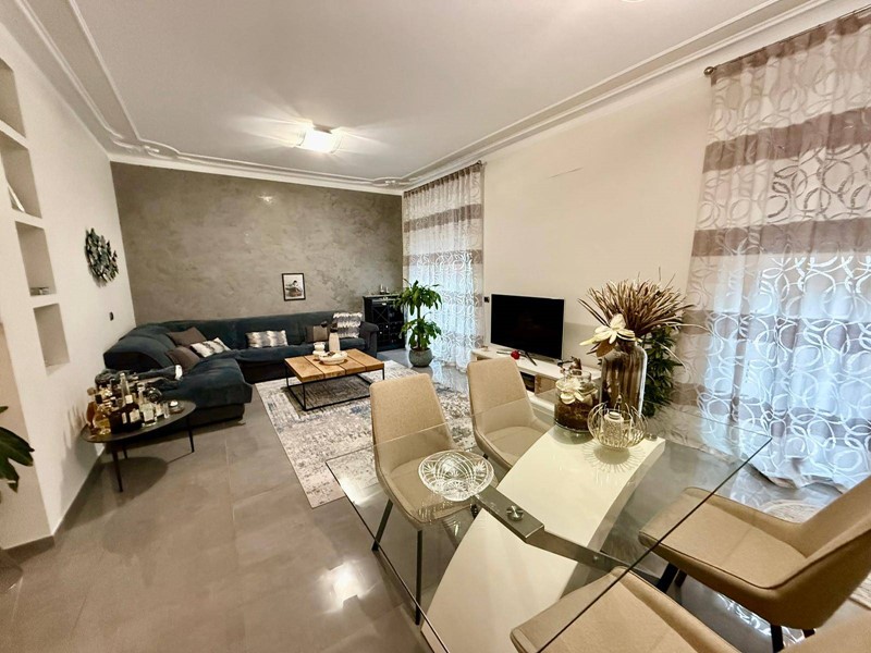 Quadrilocale in Vendita a Alessandria, 155'000€, 105 m²