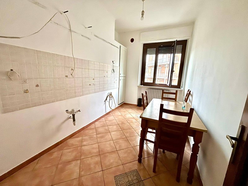 Quadrilocale in Vendita a Alessandria, 79'000€, 85 m²