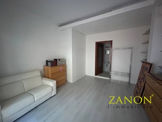 Ufficio in Affitto a Gradisca d'Isonzo, 200€, 25 m²