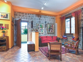 Trilocale in Vendita a Viterbo, 200'000€, 100 m²