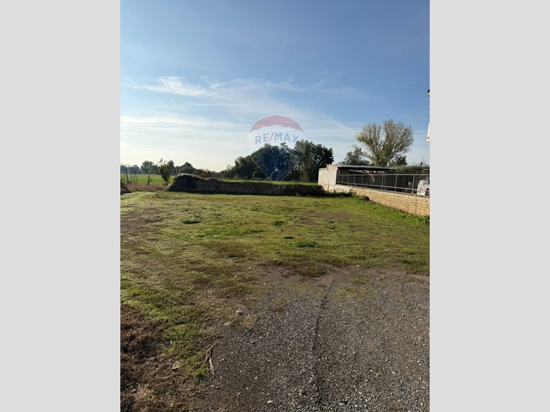 Terreno edificabile in Vendita a Carinola, 69'000&euro;, 1500 m²