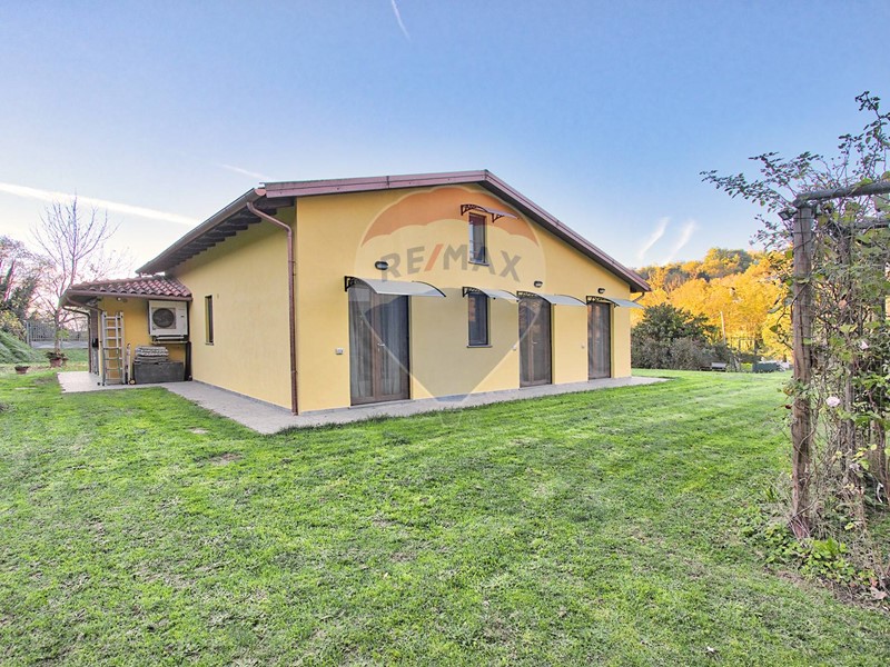Villa in Vendita a Castelfranco Piandiscò, 780'000&euro;, 300 m²