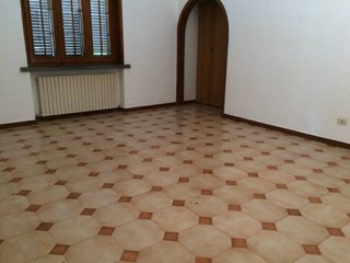 Casa Indipendente in Affitto a Vecchiano, 1'500&euro;, 110 m²