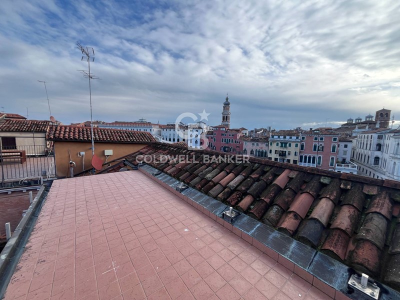 Appartamento in Vendita a Venezia, 1'450'000€, 197 m²