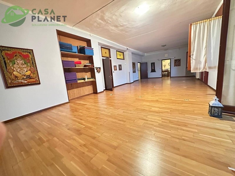 Ufficio in Affitto a Mogliano Veneto, 1'250&euro;, 145 m²