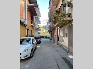 Casa Semi Indipendente in Vendita a Gaggi, 89'000&euro;, 130 m²