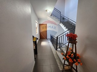 Quadrilocale in Vendita a Aci Sant'Antonio, 89'000€, 100 m²