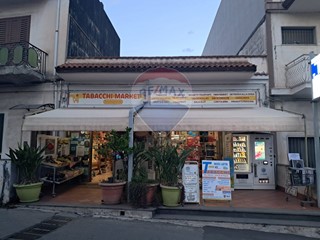 Attività commerciale in Vendita a Fiumefreddo di Sicilia, 178'000&euro;, 100 m²