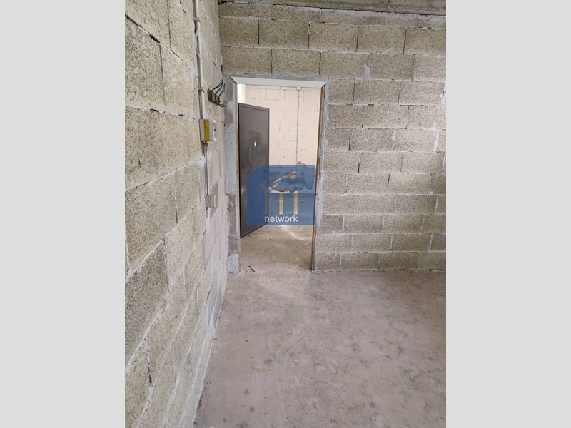 Magazzino in Vendita a Roma, 55'000&euro;, 58 m²