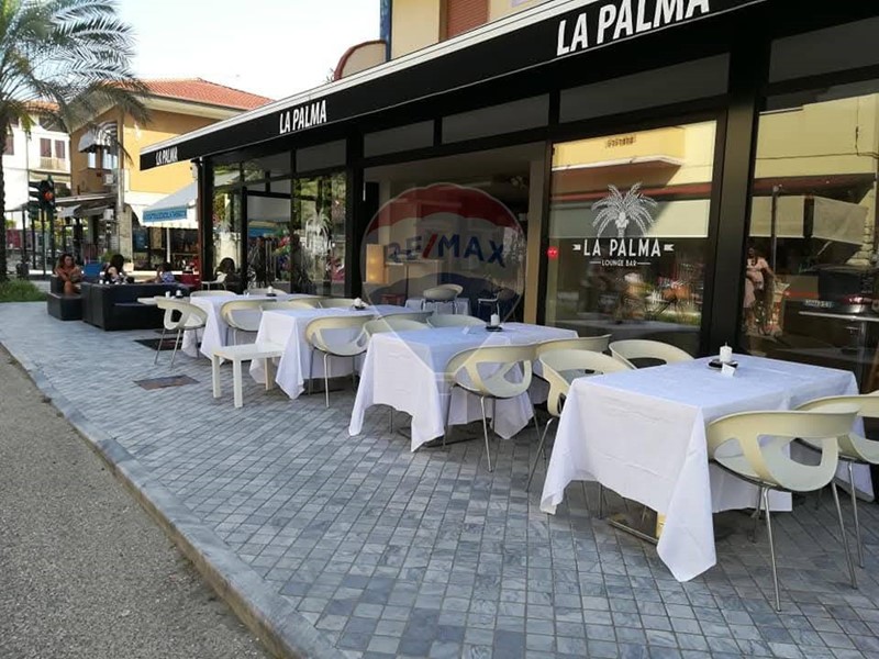 Immobile commerciale in Vendita a Pietrasanta, 60'000&euro;, 125 m²