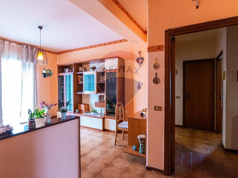 Trilocale in Vendita a Catania, 119'000€, 96 m²
