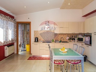 Trilocale in Vendita a Lentini, 135'000€, 120 m²