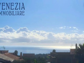 Villa in Vendita a Sciacca, 165'000&euro;, 250 m²