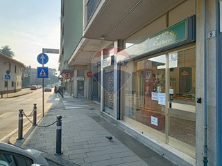 Negozio in Vendita a Torre Boldone, 100'000&euro;, 62 m²