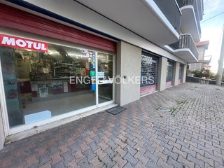 Immobile commerciale in Vendita a Penne, 280'000€, 317 m²