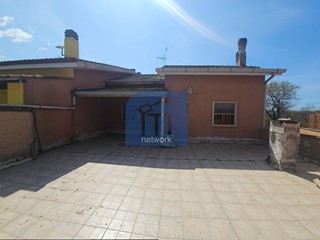 Villa in Vendita a Roma, 74'000&euro;, 75 m²