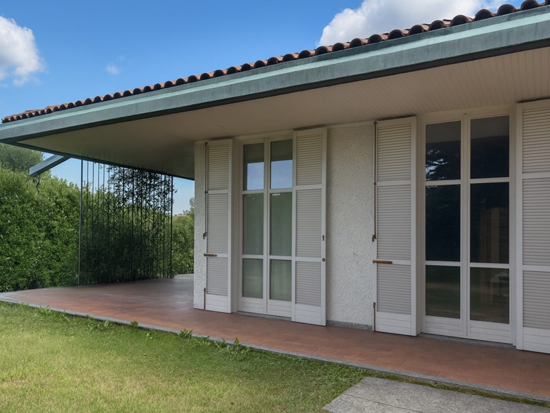 Villa in Vendita a Gozzano, 215'000&euro;, 178 m²