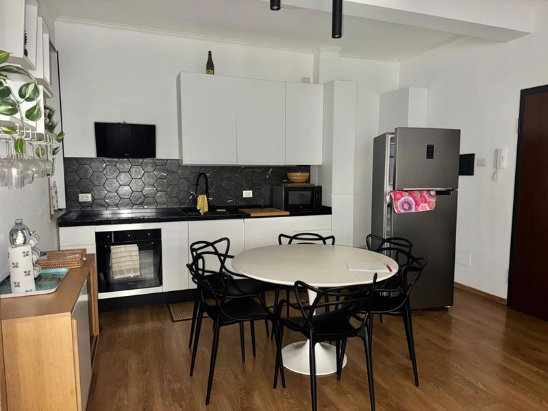 Trilocale in Affitto a Roma, 1'600€, 90 m², arredato