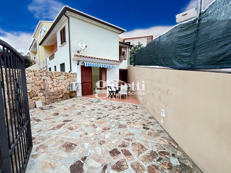 Bilocale in Vendita a Budoni, 79'000&euro;, 40 m², arredato