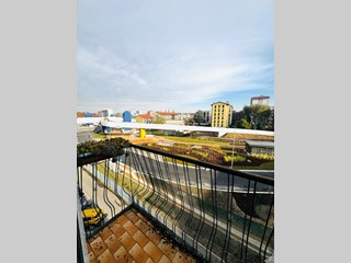 Bilocale in Vendita a Milano, 300'000€, 65 m²