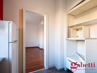 Bilocale in Vendita a Milano, 269'000€, 66 m²