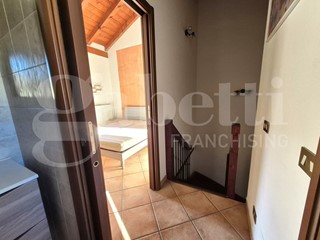 Bilocale in Vendita a Lardirago, 73'000&euro;, 73 m², arredato