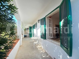 Casa Indipendente in Vendita a Taviano, 98'000€, 65 m²