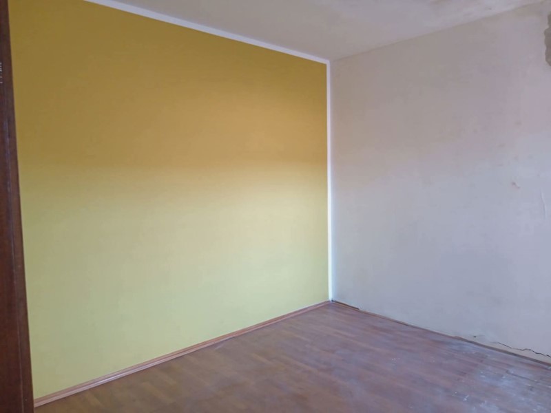 Casale in Vendita a Gozzano, 95'000&euro;, 90 m², con Box