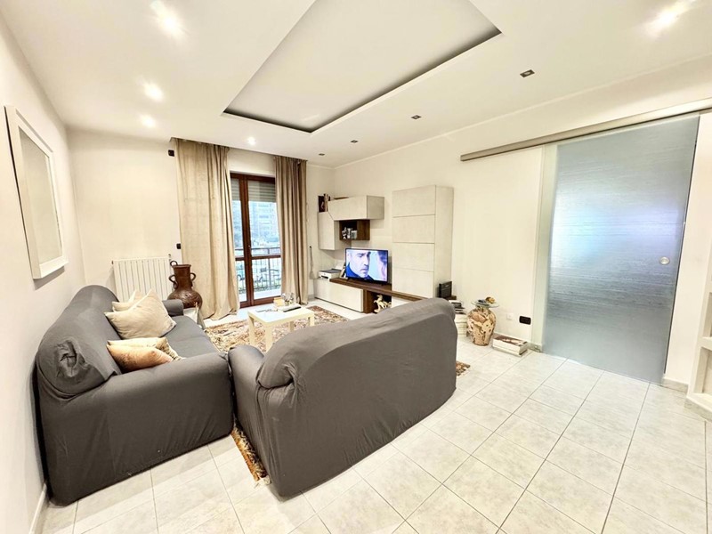 Quadrilocale in Vendita a Collegno, 225'000&euro;, 100 m²