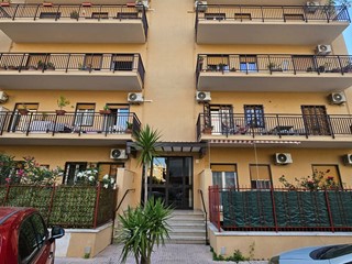 Quadrilocale in Vendita a Palermo, 169'000€, 115 m²