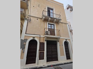Quadrilocale in Vendita a Milazzo, 290'000&euro;, 175 m²