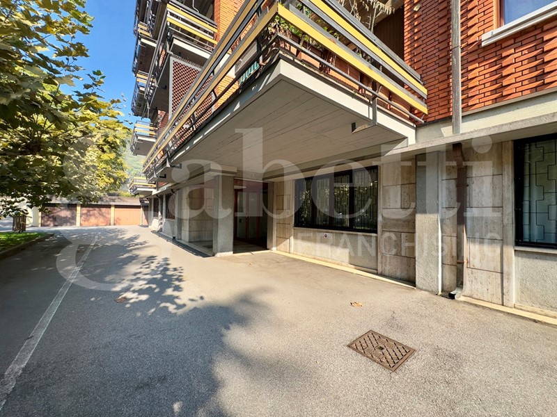 Bilocale in Vendita a Brescia, 125'000&euro;, 60 m²
