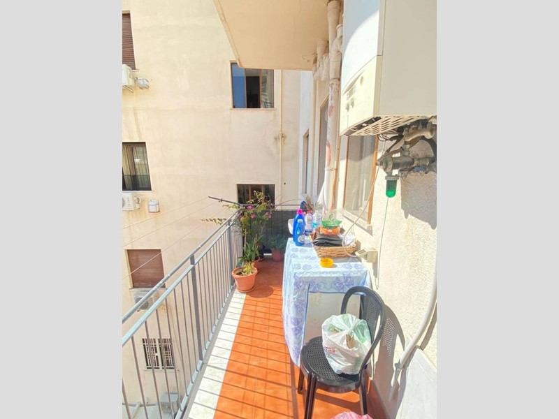 Quadrilocale in Vendita a Palermo, 220'000€, 145 m²