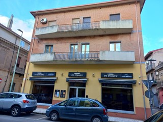 Trilocale in Vendita a Iglesias, 75'000€, 118 m²