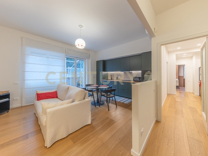 Trilocale in Affitto a Roma, 1'450€, 95 m², arredato