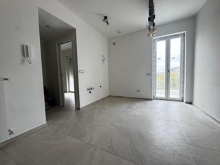 Bilocale in Vendita a Napoli, zona Vomero, 299'000&euro;, 65 m²