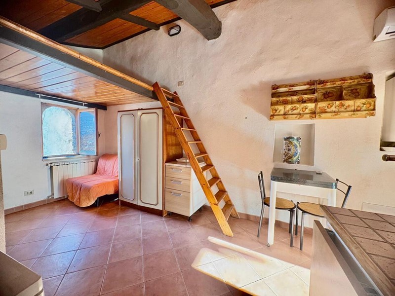 Monolocale in Affitto a Palombara Sabina, 300€, 25 m²