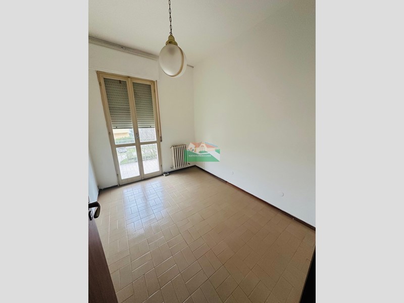 Trilocale in Vendita a Ravenna, 130'000€, 75 m²