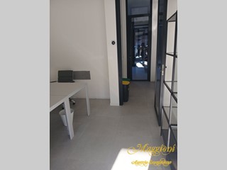 Ufficio in Affitto a Parma, 740&euro;, 16 m²