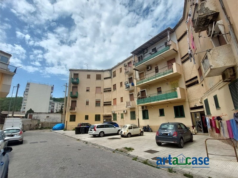 Trilocale in Vendita a Messina, 59'000&euro;, 78 m²